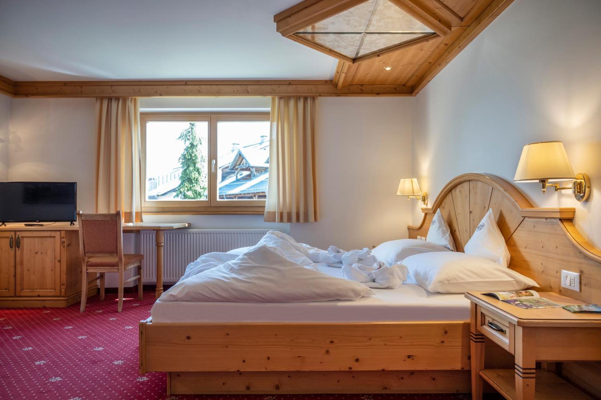 Hotel Bellavista Alpe Di Siusi Exterior photo